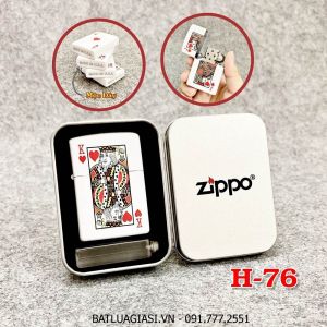 BẬT LỬA ZIPPO 2 MẶT HÌNH LÁ BÀI "GIÀ CƠ" (HỘP THIẾC KÈM XĂNG) H-76